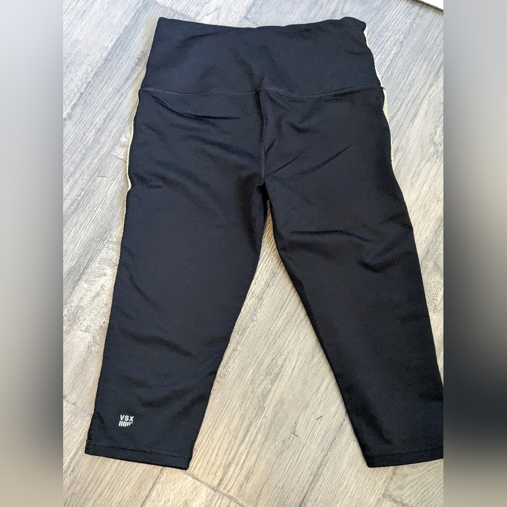 VSXS Sports Leggings Size‎ Medium - Picture 6 of 7